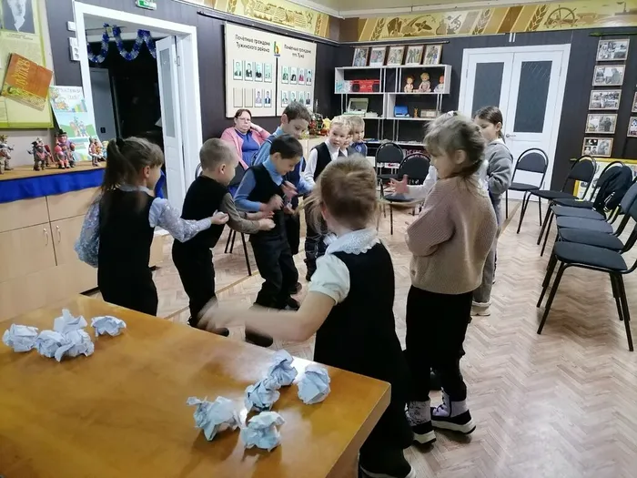 Мероприятие "Новогоднее эхо" для детей 1 класса